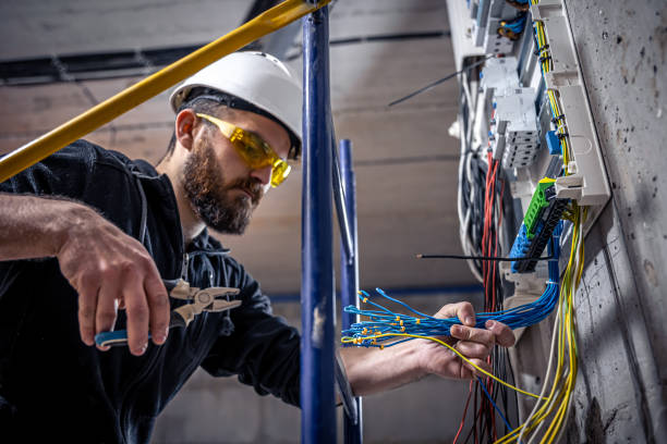 Best Affordable Emergency Electrician  in Rosemont, IL
